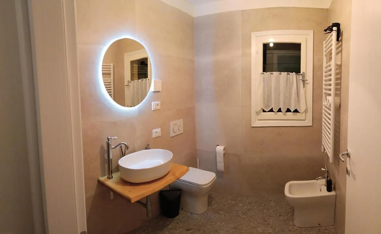 Bed & Breakfast B & B Ultimo Miglio Treviso Italy